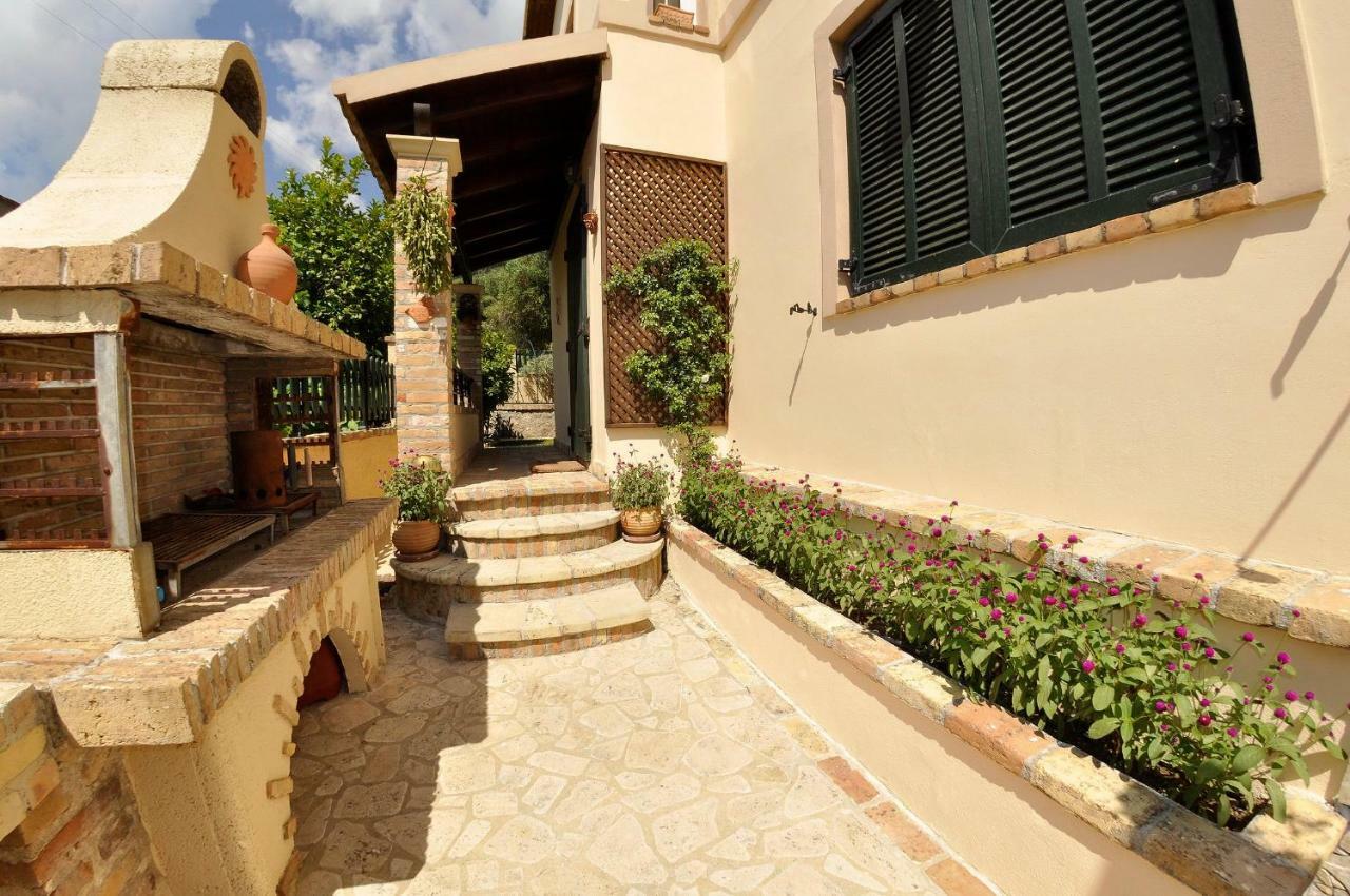Villa Romantica Перама Екстер'єр фото