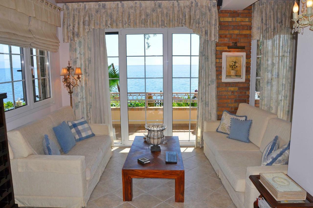 Villa Romantica Перама Екстер'єр фото